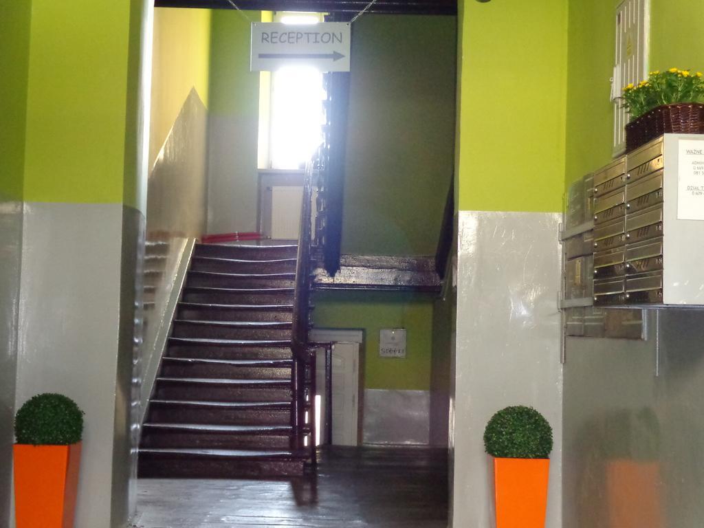 Lolek Hostel Lublin Bagian luar foto