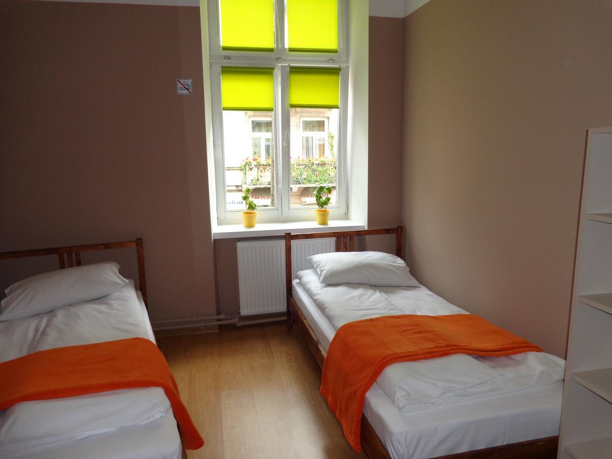 Lolek Hostel Lublin Bagian luar foto